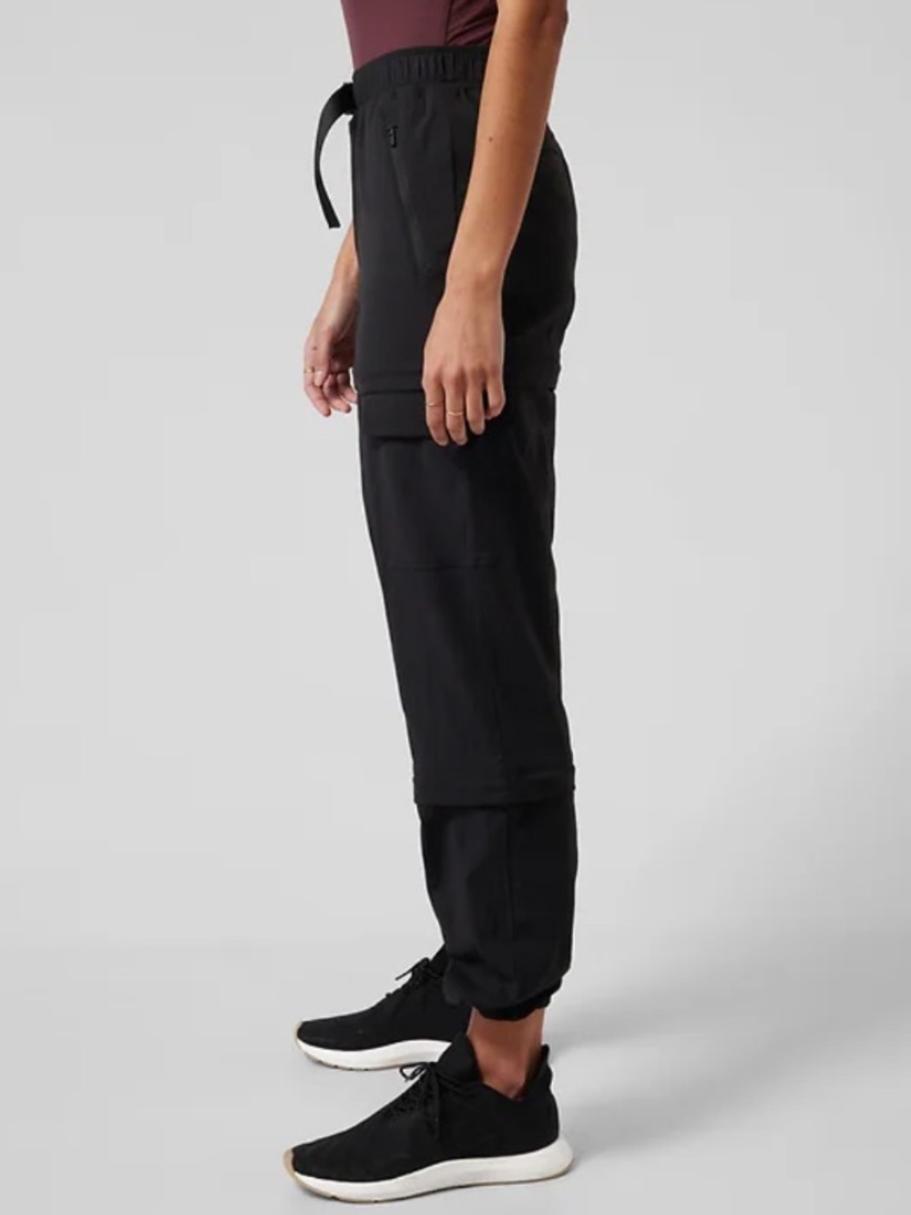 Athleta 3 in 1 Black Belted Trekkie Convertible Hike Pants Size 6